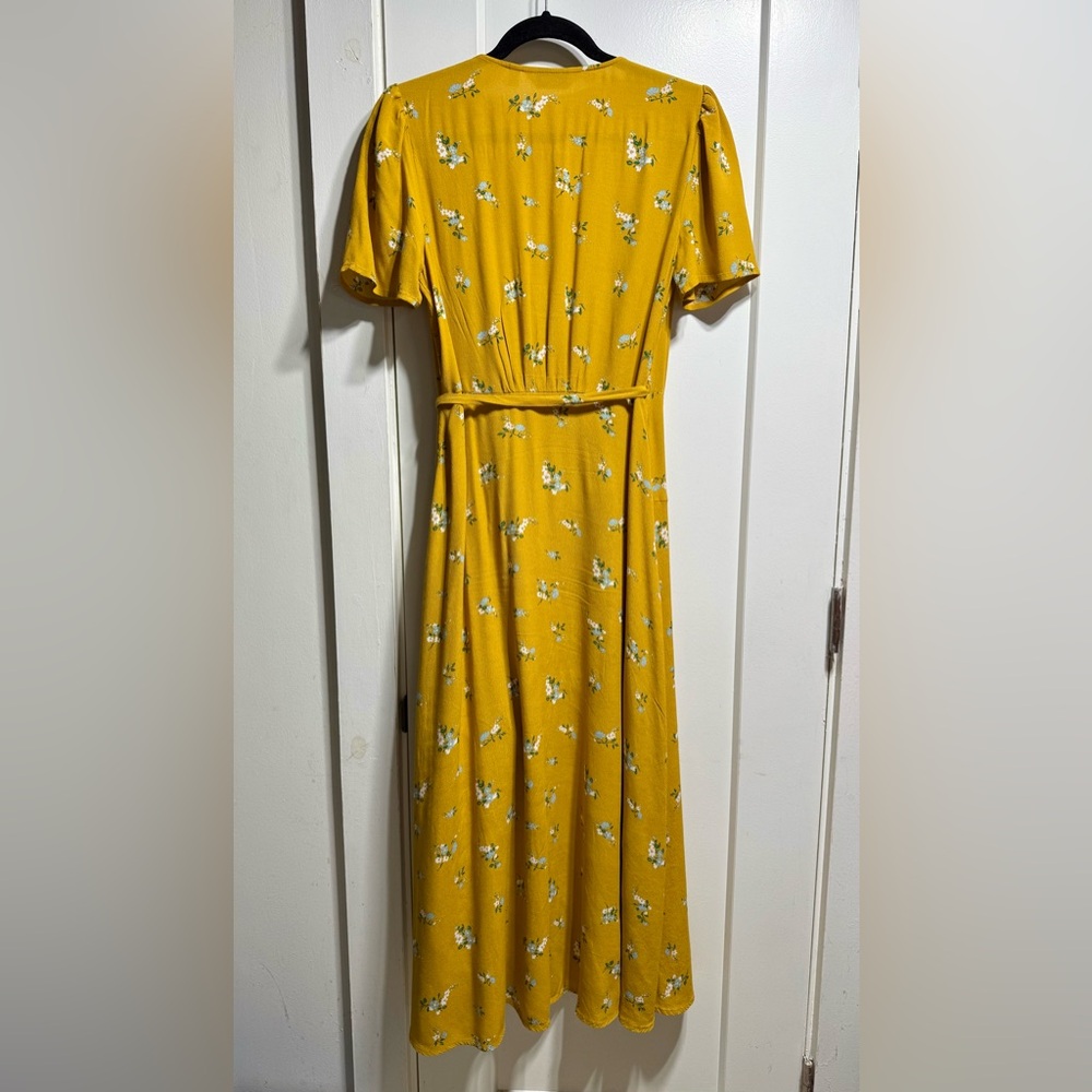 & Other Stories Los Angeles Atelier EUC midi wrap dress - Picture 2 of 10